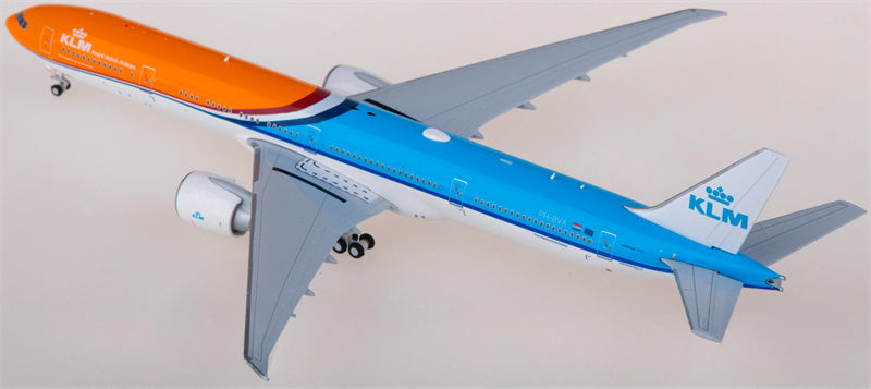 Geminijets KLM Boeing 777-300ER PH-BVA 1:400 Diecast Model view 3