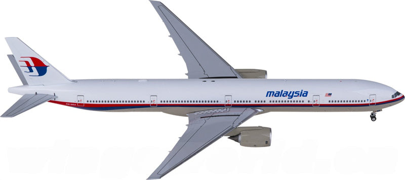 NG Models Malaysia Airlines Boeing 777-300 9M-MSA 1:400 Diecast Model view 4
