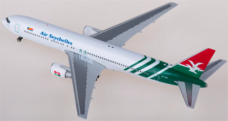 Phoenix Air Seychelles Boeing 767-300ER S7-ASY 1:400 Diecast Model view 4
