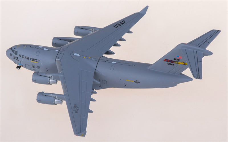 Geminijets USAF Boeing C-17 Globemaster III 05-5144 1:400 Diecast Model view 3