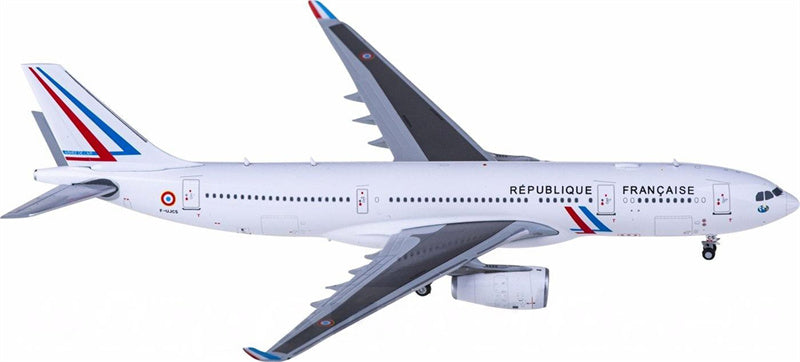 JC Wings French Air Force Airbus A330-200 F-UJCS 1:400 Diecast Model view 2