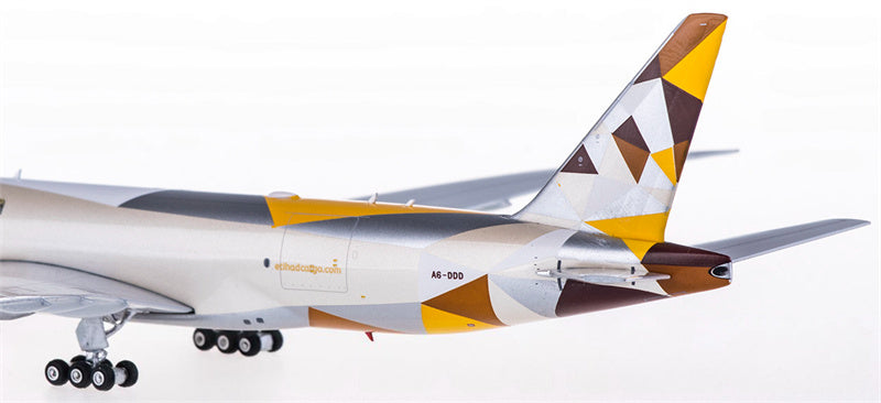 Phoenix Etihad Airways Cargo Boeing 777-200F A6-DDD 1:400 Diecast Model view 3