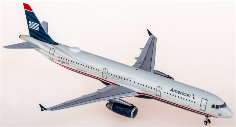 Geminijets American Airlines Airbus A321 N578UW 1:200 Diecast Model view 1