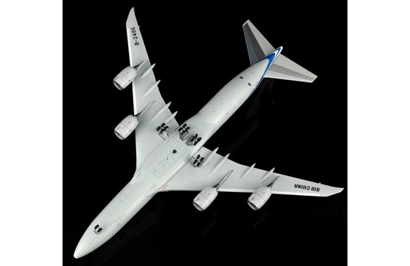 SQ Wings 1:200 Air China B747-8I B-2486 Standard Edition DIECAST Model