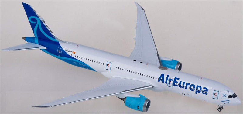 NG Models Air Europa Boeing 787-9 EC-NVY 1:400 Diecast Model view 1
