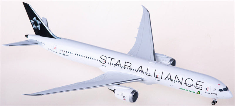 NG Models EVA Air Boeing 787-10 B-17812 Star Alliance 1:400 Diecast Model view 1