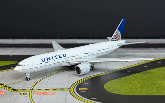 JC Wings 1:400 United Airlines Boeing 777-200ER N78001 Flaps down DIECAST Model
