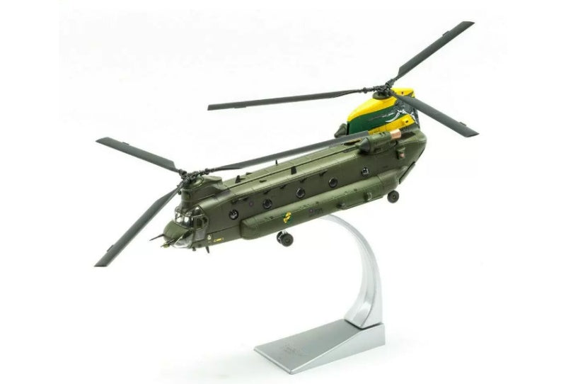 CORGI Boeing Chinook Helicopter HC.4 ZA683 RAF No.27 Squadron  1/72 Aircraft Pre-built Model
