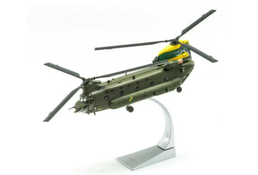 CORGI Boeing Chinook Helicopter HC.4 ZA683 RAF No.27 Squadron  1:72 Aircraft Pre-built Model