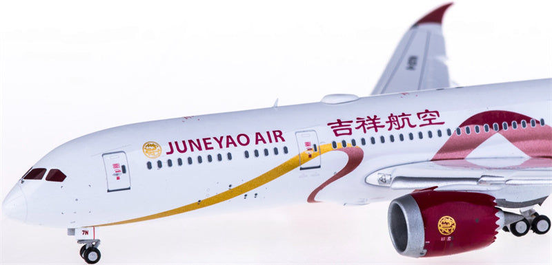 JC Wings Juneyao Air Boeing 787-9 B-207N Flaps Down 1:400 Diecast Model view 4