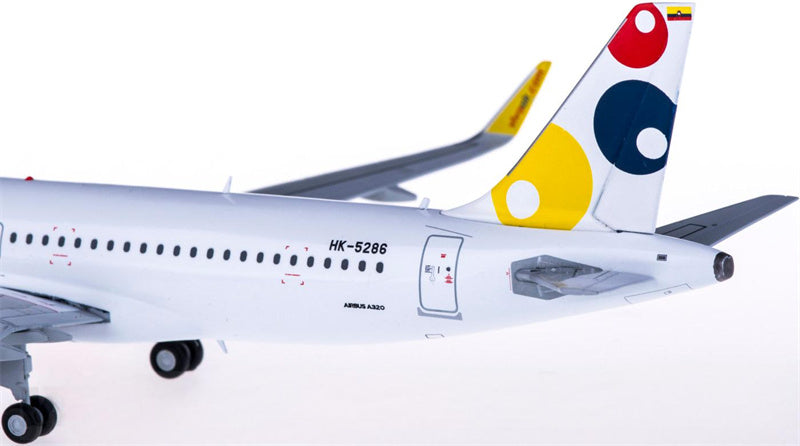 Geminijets Viva Air Airbus A320 HK-5286 1:200 Diecast Model view 3