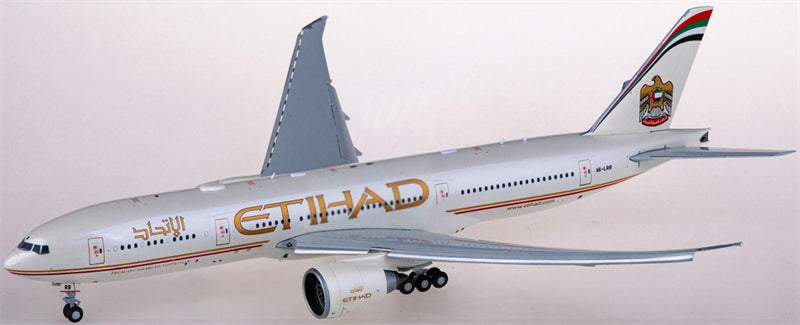 JC Wings Etihad Airways Boeing 777-200LR A6-LRB Flaps Down 1:200 Diecast Model view 2