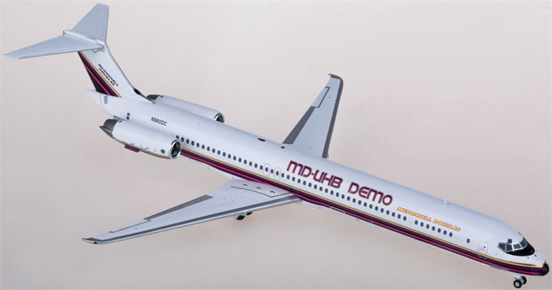 JC Wings McDonnell Douglas MD-80 N980DC 1:200 Diecast Model view 2