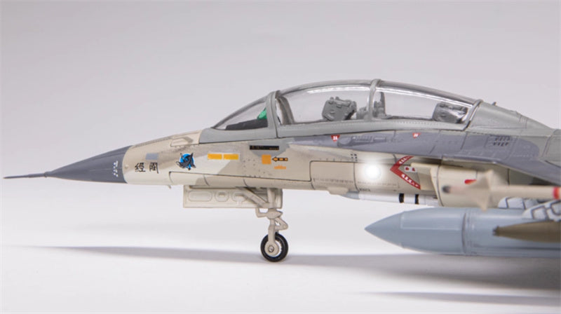 TTF F-CK-1 CHING-KUO INDIGENOUS DEFENSE FIGHTER #1627 88-8118 1:72 Aircraft Pre-built Model