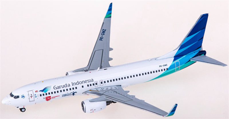 JC Wings Garuda Indonesia Boeing 737-800 PK-GMZ 1:400 Diecast Model view 1