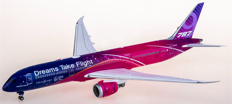 SQ Wings 1:200 Boeing 787-9 N1015B Diecast Model view 1