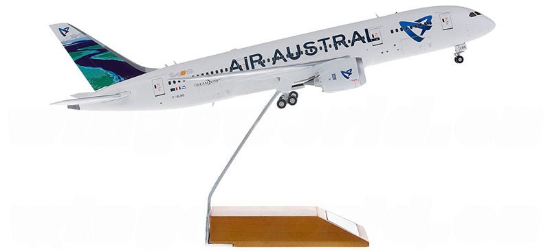 JC Wings Air Austral Boeing 787-8 F-OLRC 1:200 Diecast Model view 4