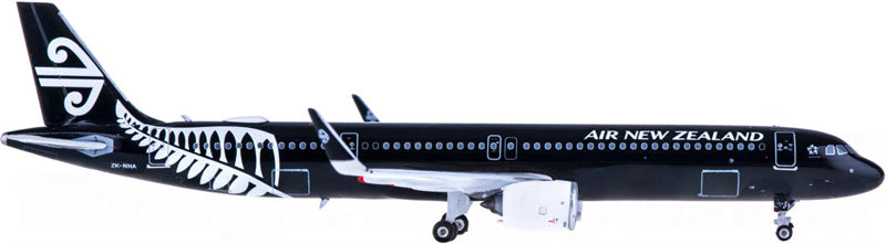 Phoenix Air New Zealand Airbus A321neo ZK-NNA Black 1:400 Diecast Model view 3