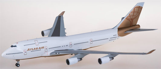 JC Wings Atlas Air for Boeing 747-400 N322SG 1:200 Airplane Pre-built Airliner Model Display