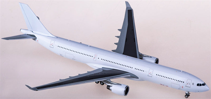 JC Wings Airbus A330-300 PW Engine Blank 1:400 Diecast Model view 2