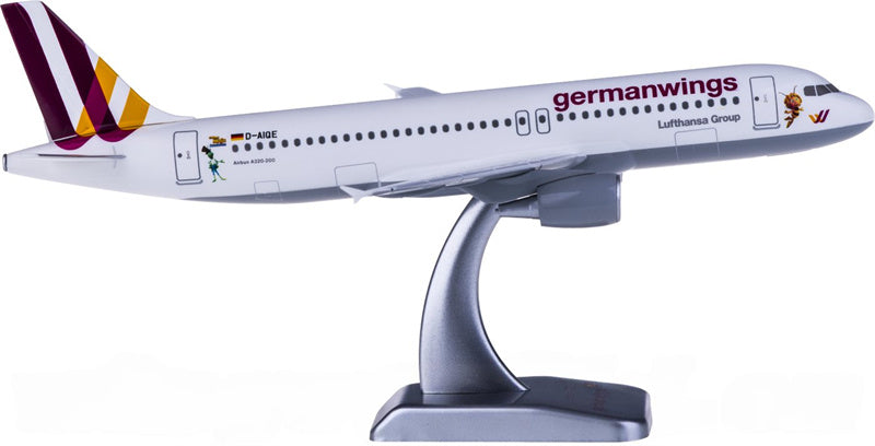 Hogan Germanwings Airbus A320 D-AIQE 1:200 ABS Model view 1