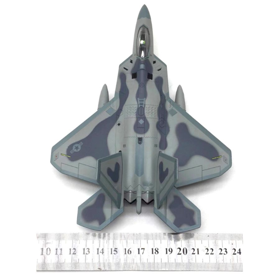 FLOZ US Lockheed Martin F-22 Raptor fighter jet 1:100 Aircraft Pre-built Model