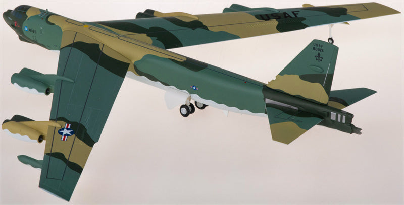 Herpa USAF for Boeing B-52G 58-0185 1:200 Airplane Pre-built  Airliner Model Display