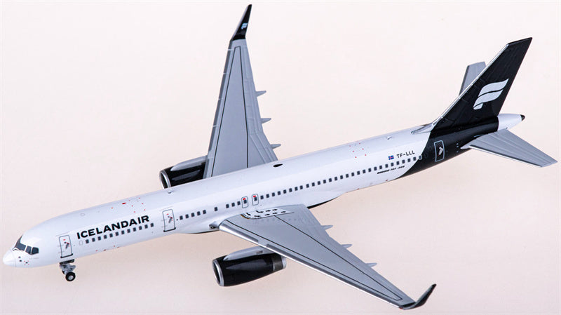 NG Models Icelandair Boeing 757-200 TF-LLL 1:400 Diecast Model view 1