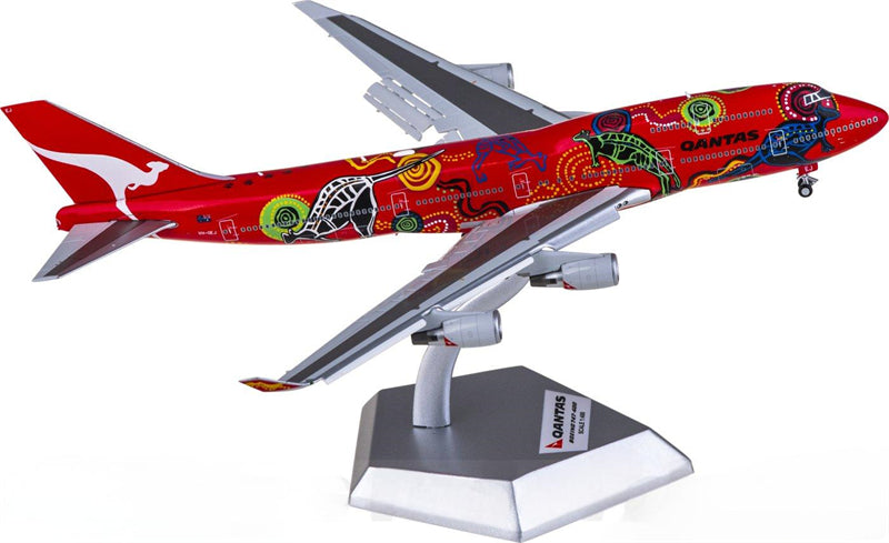 HX Models 1:400 Qantas Boeing 747-400 VH-OEJ Flaps down Model