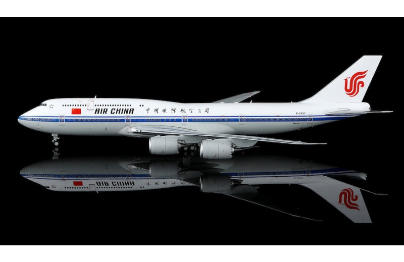 SQ Wings 1:200 Air China B747-8I B-2480 Standard Edition DIECAST Model