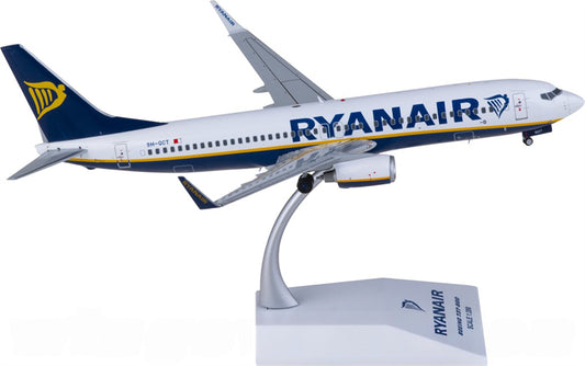 JC Wings Ryanair Boeing 737-800 9H-QCT 1:200 Diecast Model view 1