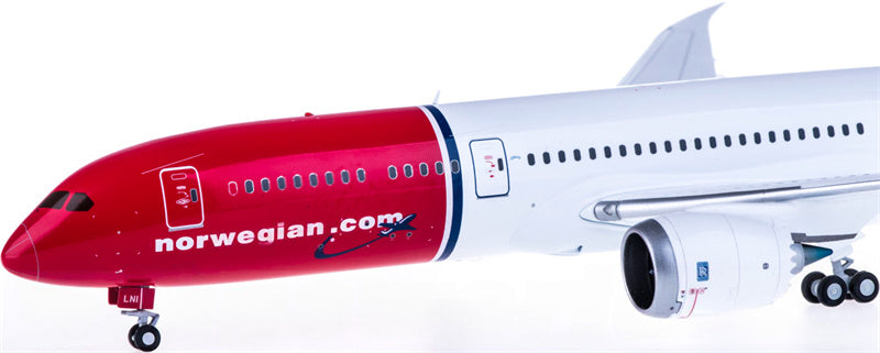 JC Wings Norwegian Air Shuttle Boeing 787-9 EI-LNI Greta Garbo 1:200 Diecast Model view 2