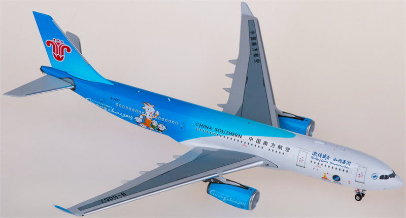 NG Models China Southern Airbus A330-200 B-6057 1:400 Diecast Model view 2