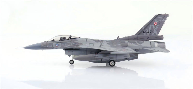 HOBBY MASTER PAF F-16C 302nd FS 1:72 Model 100th anniv Raven 4047