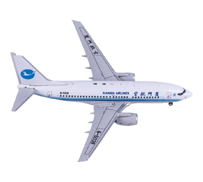 Panda Model 1:400 Xiamen Airlines Boeing 737-700 B-5038  DIECAST Model