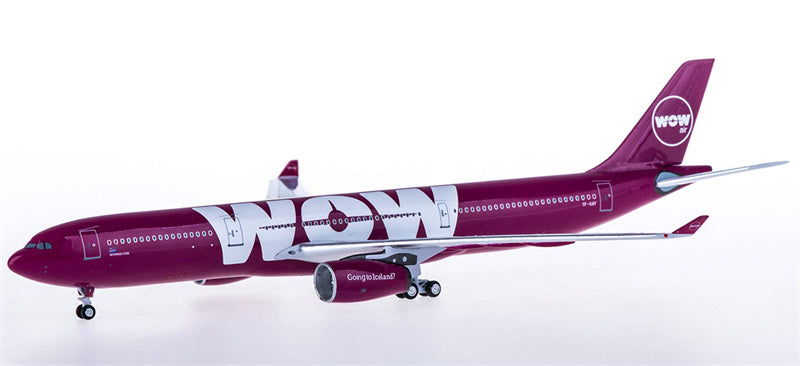 AeroClassics WOW air Airbus A330-300 TF-GAY 1:400 Diecast Model view 1