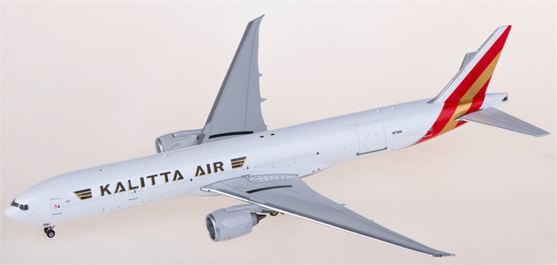 Phoenix Kalitta Air Boeing 777-300ER N779CK 1:400 Diecast Model view 2