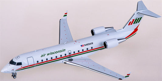 NG Models Air Wisconsin Bombardier CRJ200LR N469AW 1:200 Diecast Model view 1