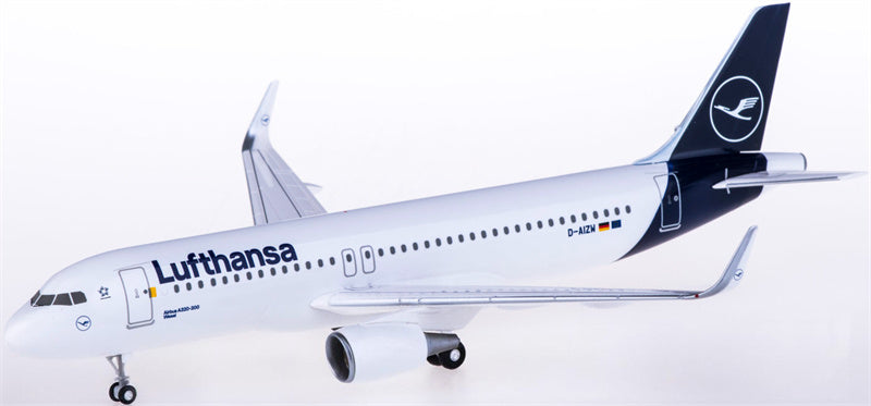 Hogan Lufthansa Airbus A320 D-AIZW 1:200 ABS Model view 1