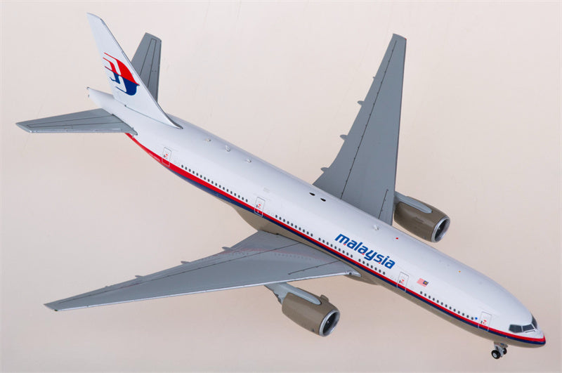 JC Wings Malaysia Airlines Boeing 777-200ER 9M-MRO 1:400 Diecast Model view 3