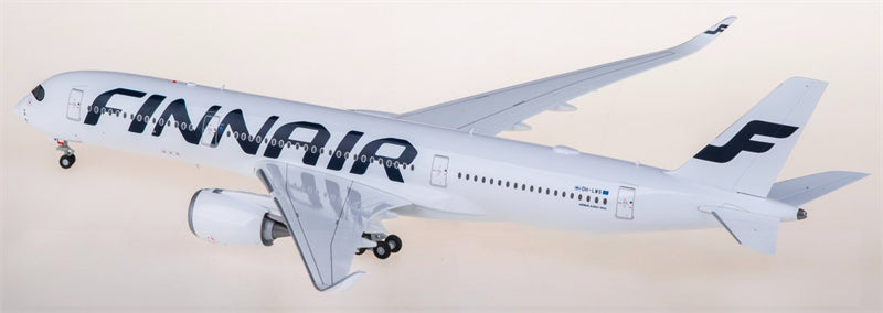 JC Wings Finnair Airbus A350-900XWB OH-LWS 1:200 Diecast Model view 1