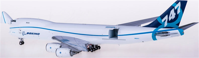 JC Wings Boeing 747-8F N50217 Interactive Series 1:400 Diecast Model view 2