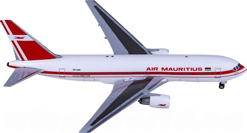 AeroClassics Air Mauritius Boeing 767-200 3B-NAK 1:400 Diecast Model view 3