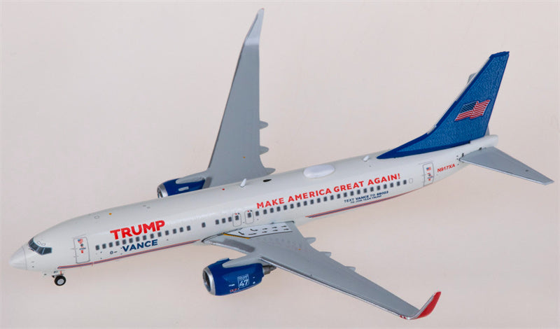 Geminijets Trump Vance Boeing 737-800W N917XA 1:400 Diecast Model view 2