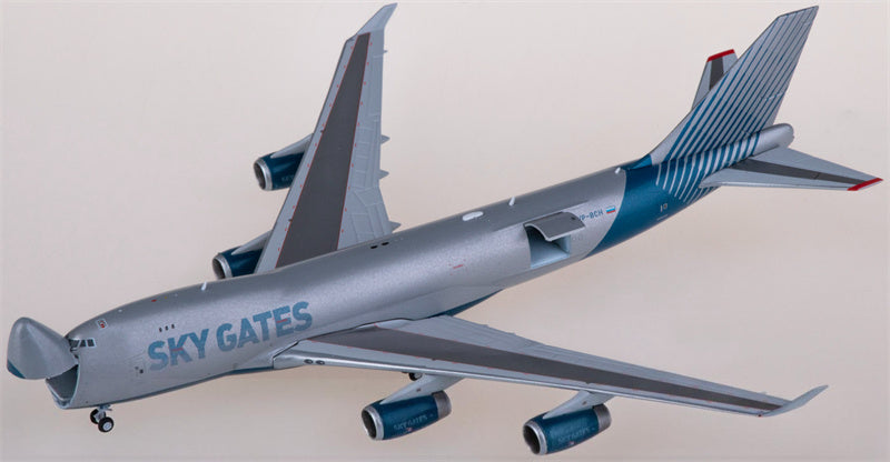 JC Wings Sky Gates Airlines Boeing 747-400F VP-BCH Interactive Series 1:400 Diecast Model view 2
