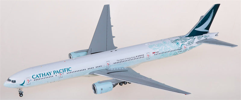 JC Wings Cathay Pacific Boeing 777-300 B-HNK 1:400 Diecast Model view 3