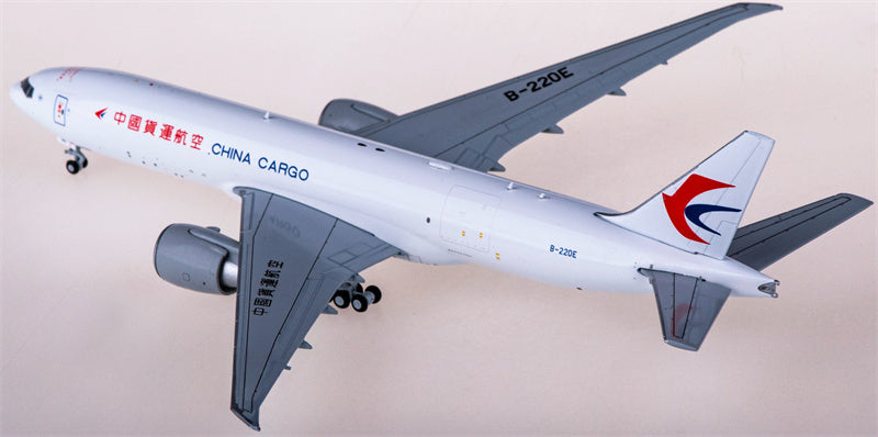 JC Wings China Cargo Airlines Boeing 777-200LRF B-220E 1:400 Diecast Model view 2