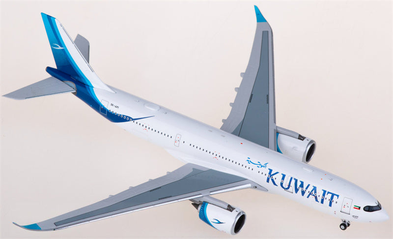 NG Models Kuwait Airways Airbus A330-800neo 9K-API 1:400 Diecast Model view 2