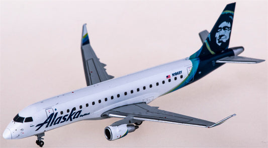 Geminijets Alaska Airlines Embraer ERJ-170-200LR N186SY 1:400 Diecast Model view 1