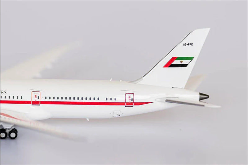 NG Models 1:400 Presidential Flight Boeing 787-9 A6-PFE  DIECAST Model